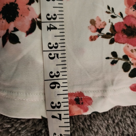 Bobbie Brooks Women’s Dress Knee Length Soft Flowey Pink Floral Boho Size Medium - Picture 4 of 9